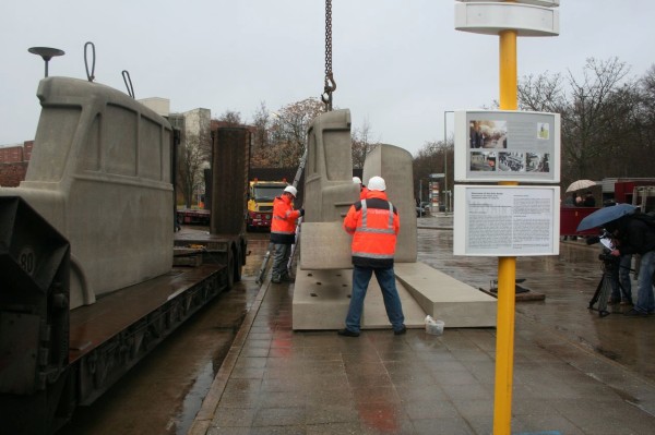 Das Denkmal der grauen Busse in Berlin, 18.01.2008